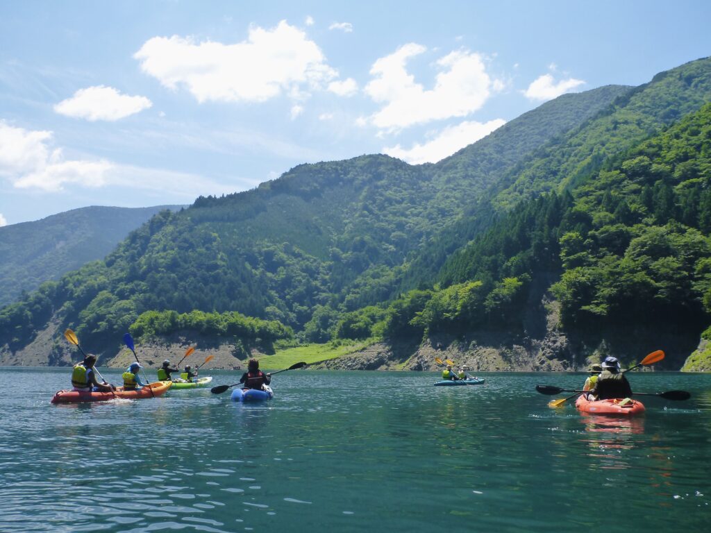 カヤック体験で出合う川根の大自然や地域の人との新たな繋がり！