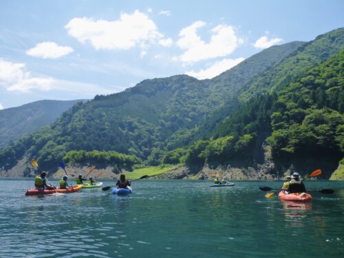 カヤック体験で出合う川根の大自然や地域の人との新たな繋がり！